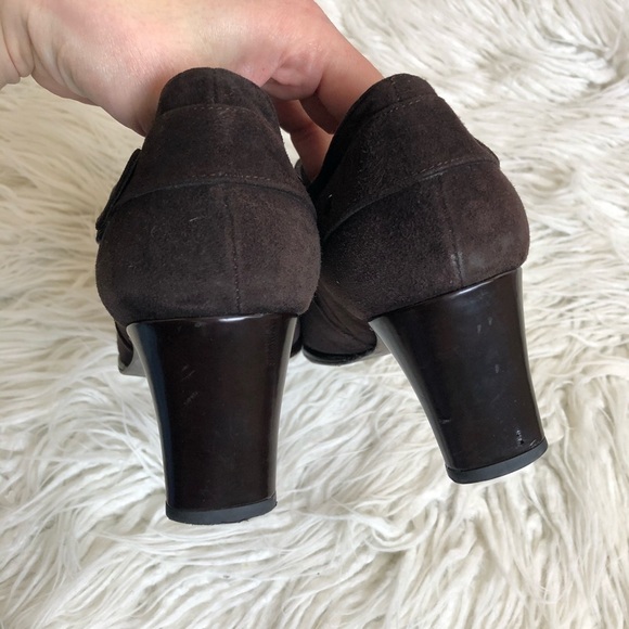 Stuart Weitzman Suede Low Ankle Heeled Booties - Picture 5 of 8
